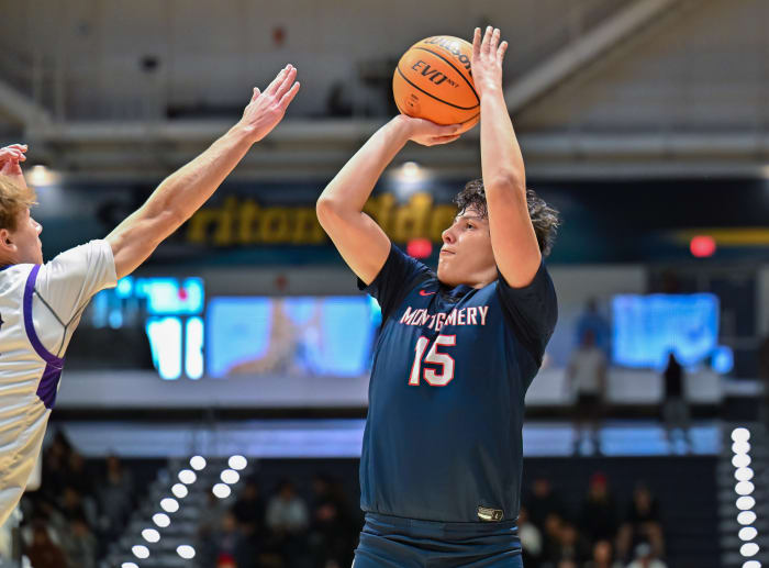 Carlsbad vs. Montgomery, 2:24:24, Justin Fine Carlsbad vs. Montgomery, 2:24:24, Justin FineSBLive 240224-1-13